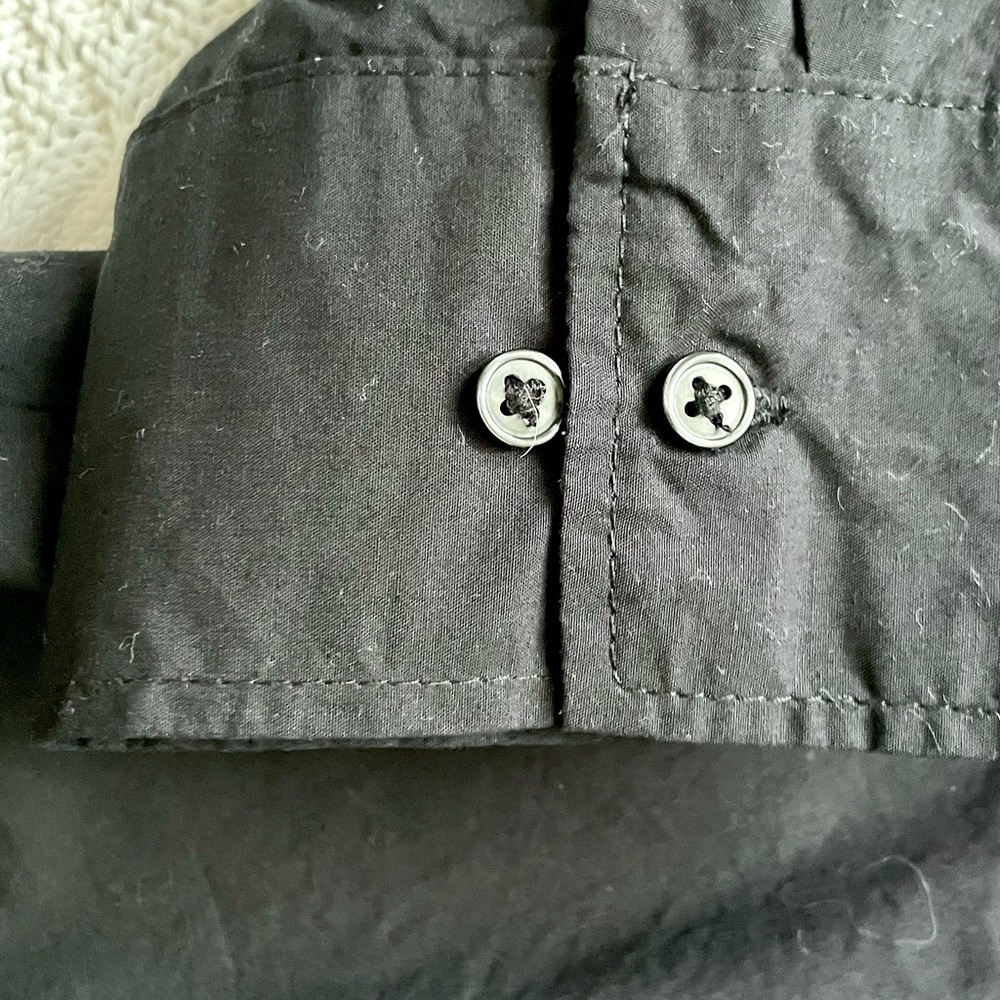 NWOT H&M Divided Women’s Black Button Down Shirt with Belt Size L - Picture 6 of 8